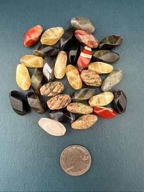 NEW listing 🌺 Vintage Semi Precious Stone Beads Bundle B